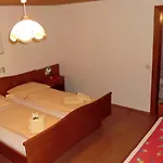 Agroturismo Urak *