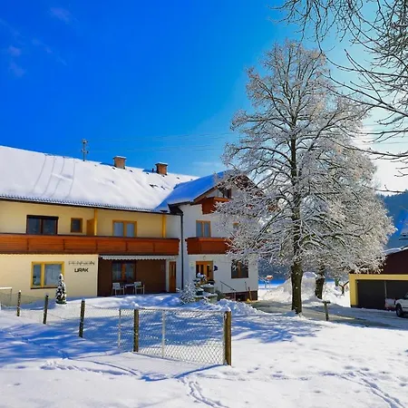 Vakantieboerderij Urak *